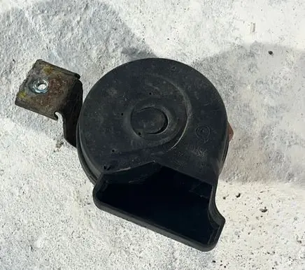 Volvo V70 Horn signal