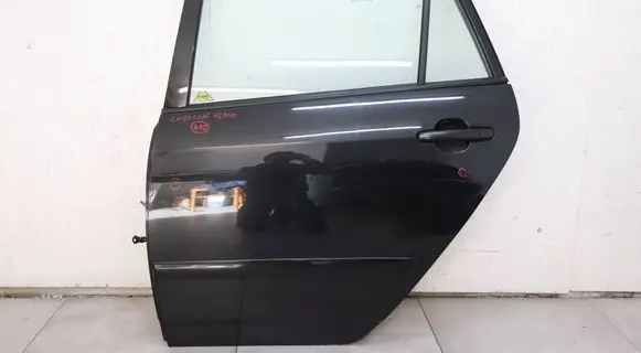 Toyota Corolla Verso E121 Rear door DRZWIVERSOI