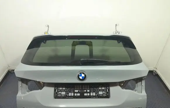 BMW X3 E83 Tailgate/trunk/boot lid