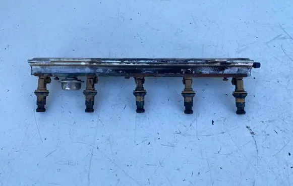 Fuel injectors set
