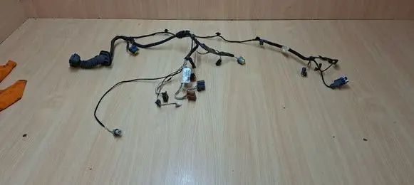 Renault Espace IV Front door wiring loom 8200517555