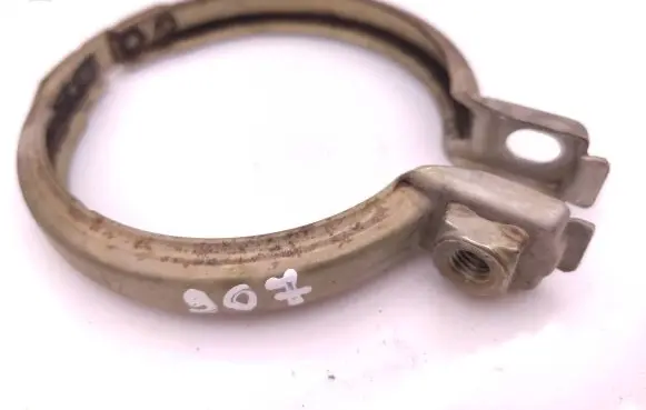 Mercedes-Benz Sprinter W907 W910 Muffler pipe connector clamp A0039950102