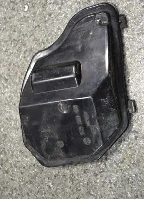 BMW 5 E60 E61 Headlight/headlamp dust cover 15933100