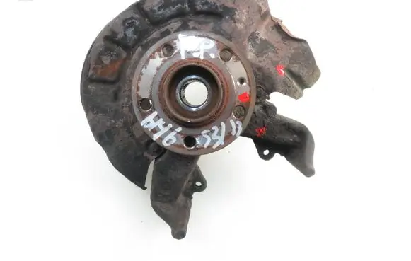 Skoda Fabia Mk1 (6Y) Front wheel hub spindle knuckle