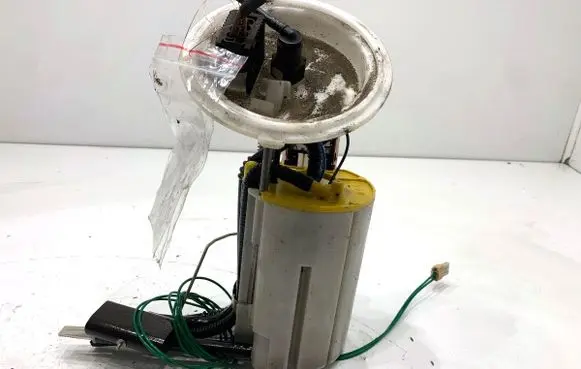 BMW 5 E60 E61 In-tank fuel pump 