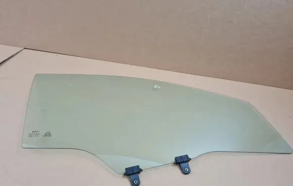KIA Picanto Front door window glass four-door 43R016942