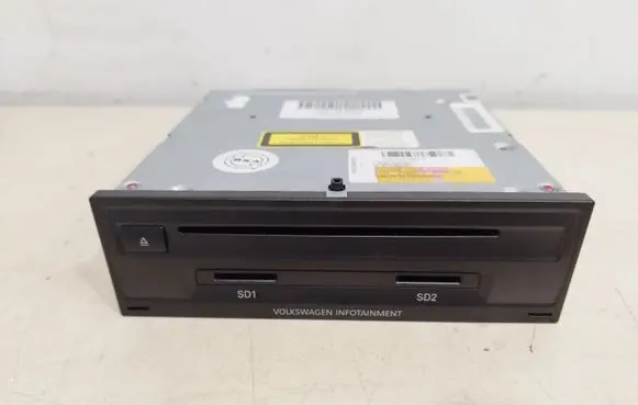 Volkswagen Touareg II Navigation unit CD/DVD player 7P6035664X 7P6035664