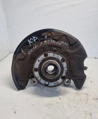 Skoda Superb B8 (3V) Front wheel hub 5Q0407257
