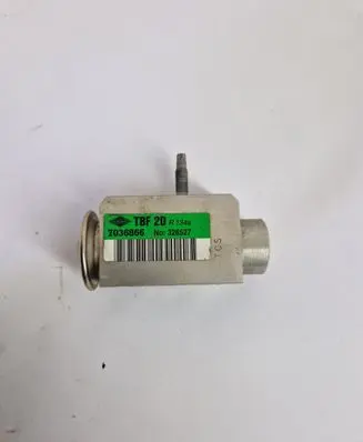 Volvo V60 Air conditioning (A/C) expansion valve 7036866