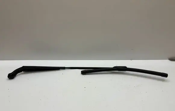 Audi A3 8Y Front wiper blade arm 8Y1955408