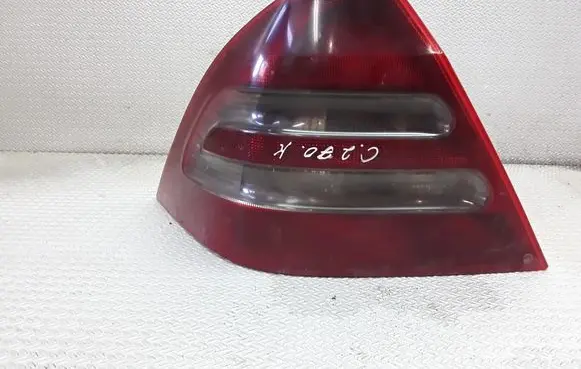 Mercedes-Benz C W203 Rear/tail lights