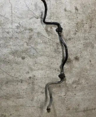 Toyota Avensis T250 Front anti-roll bar/sway bar