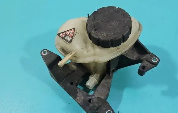 Mercedes-Benz GL X166 Coolant expansion tank/reservoir A2782000385 IMPRK1576290