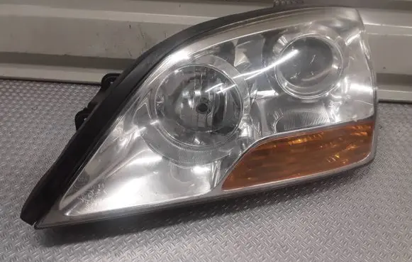 KIA Sorento Headlight/headlamp 921013E5XX