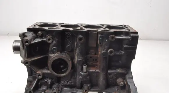 Dacia Duster Engine block K9K898