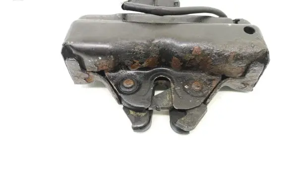 Lexus IS 220D-250-350 Engine bonnet/hood lock/catch