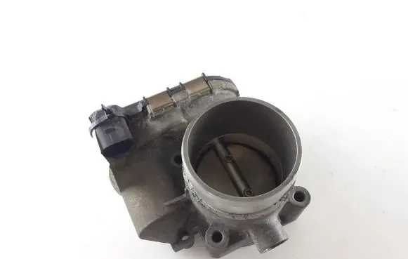 Volkswagen PASSAT B5 Throttle valve 06B133062B 0280750009
