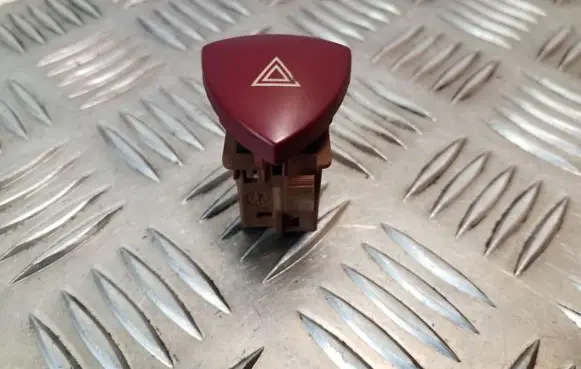 Citroen C8 Hazard light switch