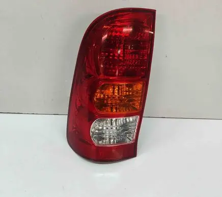 Toyota Hilux (AN10, AN20, AN30) Rear/tail lights 815600K020