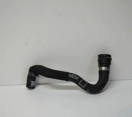 Audi A4 S4 B9 8W Engine coolant pipe/hose 8W0122073F