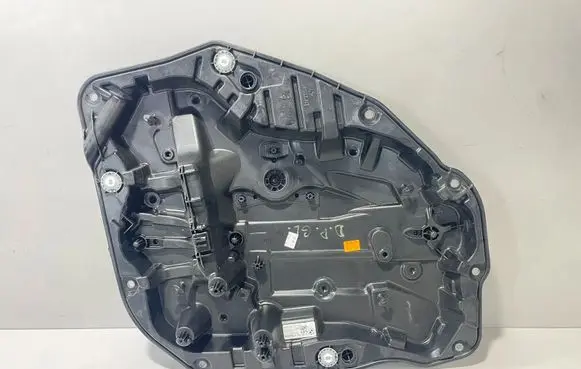BMW X5 G05 Rear window lifting mechanism without motor 9450786