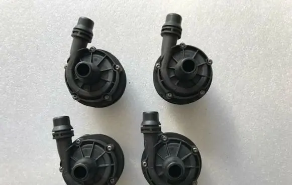 Mercedes-Benz GLC C253 Other engine part A0005002686