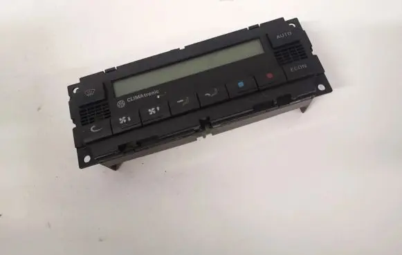 Volkswagen PASSAT B5 Climate control unit