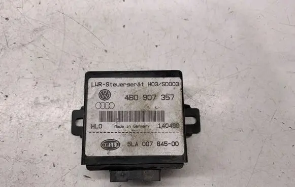 Audi A4 S4 B5 8D Light module LCM 4B0907357 140499 5LA00784500