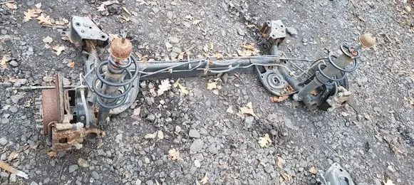Nissan Pulsar Rear axle beam with reductor 