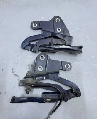 BMW X1 E84 Engine bonnet/hood hinges 2990359 2990360