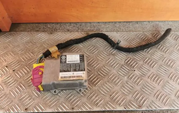 Volkswagen PASSAT B6 Airbag control unit/module 5N0959655J