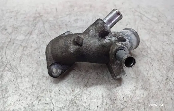 Toyota Land Cruiser (J120) Thermostat housing 