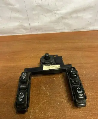 Mercedes-Benz C W202 Other switches/knobs/shifts 2108211151 D3966