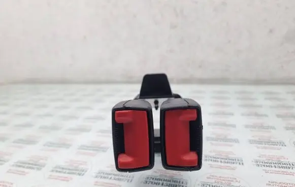 Audi Q7 4L Middle seatbelt buckle (rear) 4L0857739C