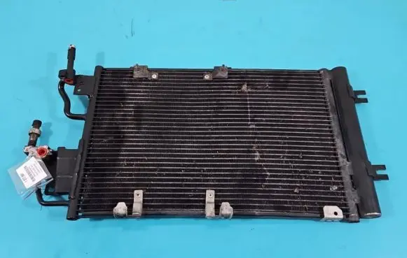 A/C cooling radiator (condenser)