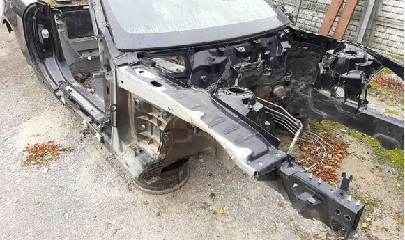 Front quarter panel