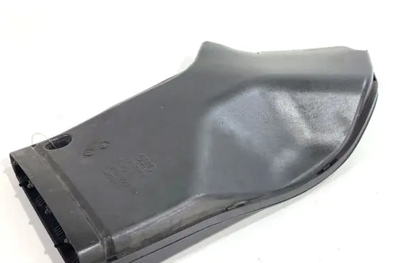 Audi A4 S4 B6 8E 8H Air intake hose/pipe 8E0129618E