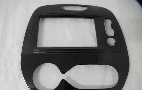Renault Captur Radio/GPS head unit trim 682701605R