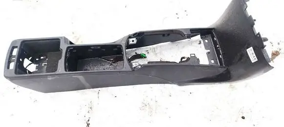 Volvo S40 Armrest 8687408