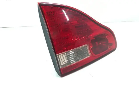 Toyota Avensis Verso Tailgate rear/tail lights 7654 MGM123