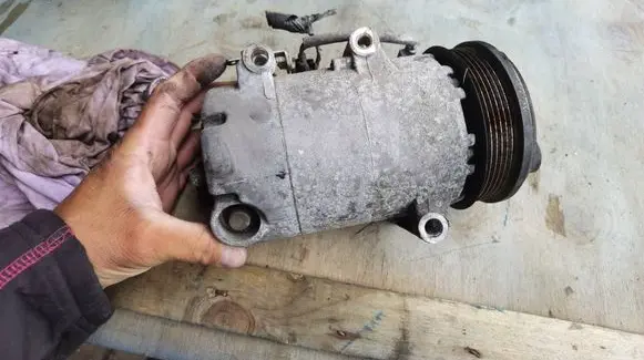 Air conditioning (A/C) compressor (pump)