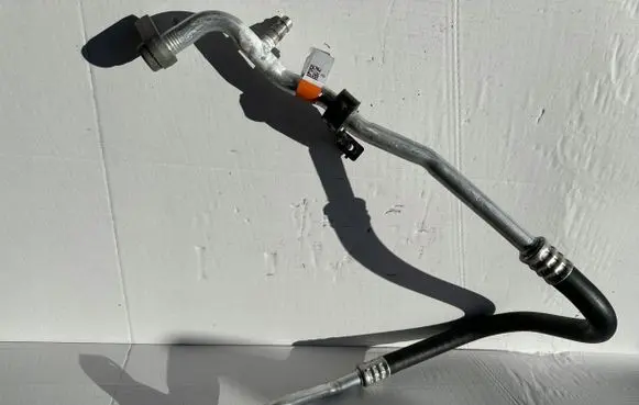 Ford Kuga III Air conditioning (A/C) pipe/hose