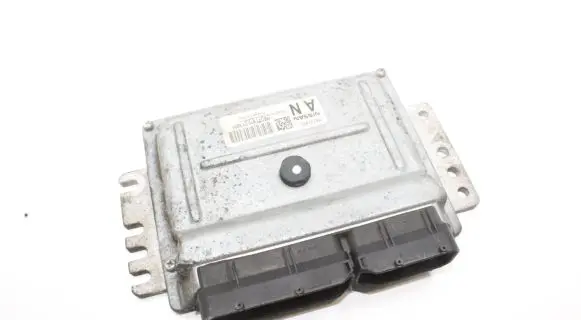 Nissan Note (E12) Engine control unit/module MEC37670