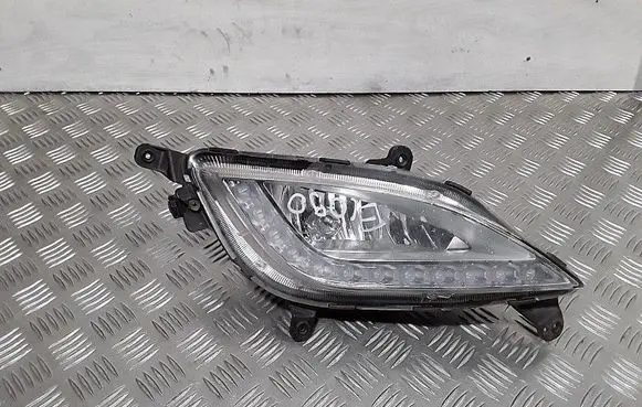 Hyundai i30 Front fog light 92202a61