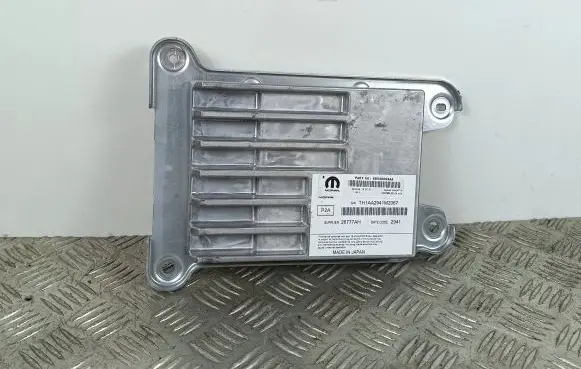 Jeep Grand Cherokee WL Sound amplifier 68549094AA