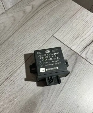 Mercedes-Benz E W211 Light module LCM 5DF00827802