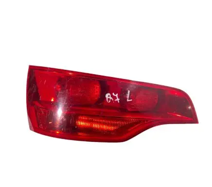 Audi Q7 4L Tailgate rear/tail lights 4L0945093A