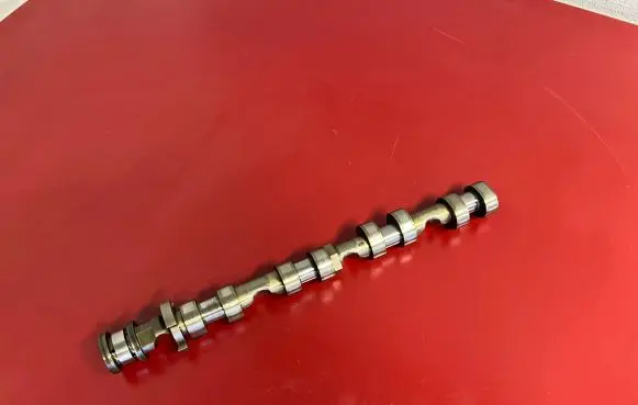 BMW X5 F15 Camshaft 2376430 11312376430 E58