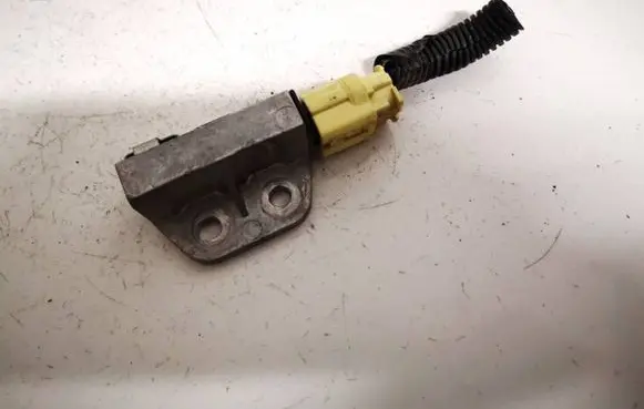 Infiniti FX Airbag deployment crash/impact sensor