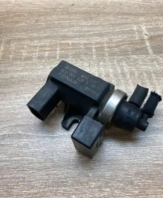 Audi A4 S4 B6 8E 8H Turbo solenoid valve 8E0906628A 72290330